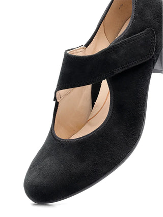 Calico II - Black Suede
