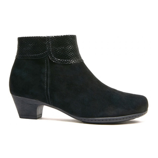 Jodi - Black Suede