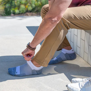 WIDE Wellness Performance Socks | No Show - White