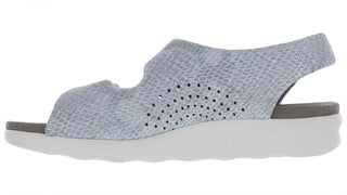 Relaxed - Spring Blue