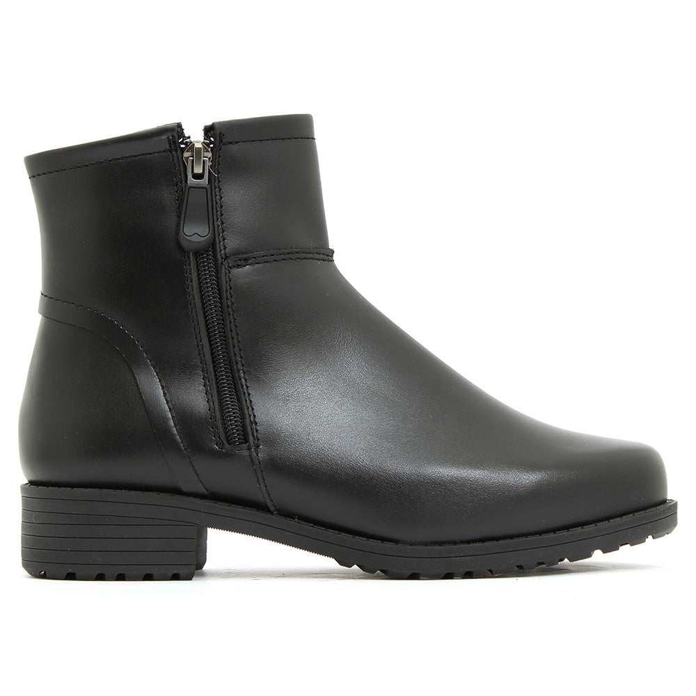 Women's Douvres Boot Black