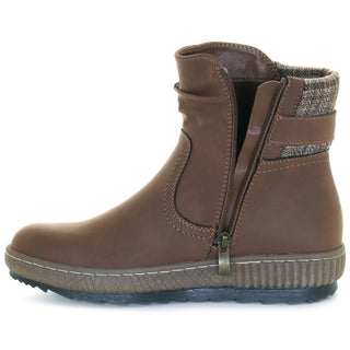 Women's Wanderlust Carol