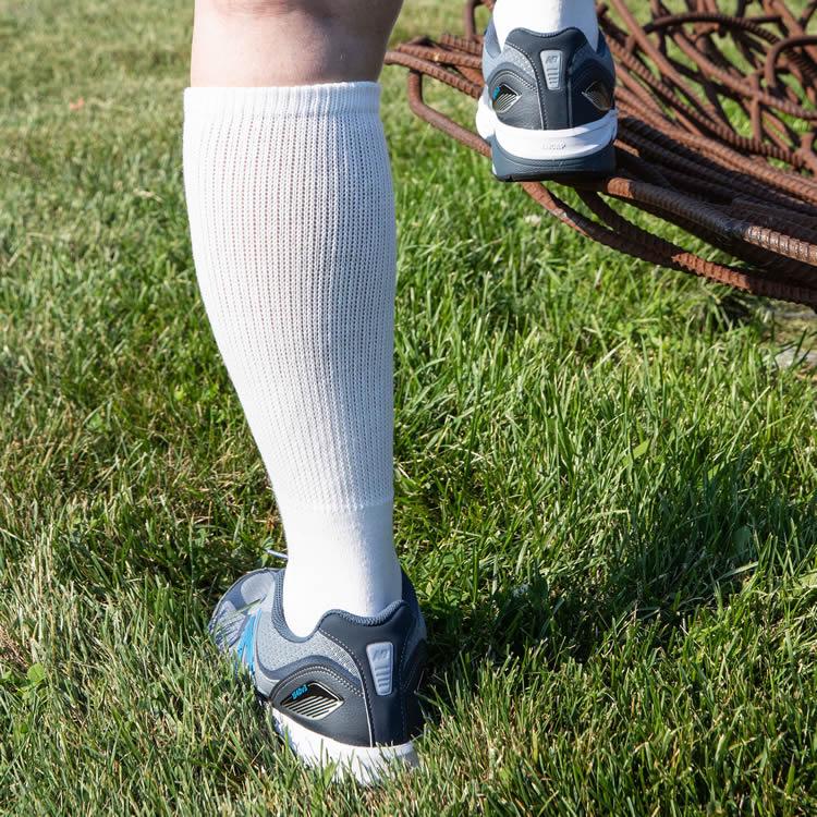 Loose Fit Stays Up Over the Calf Sock